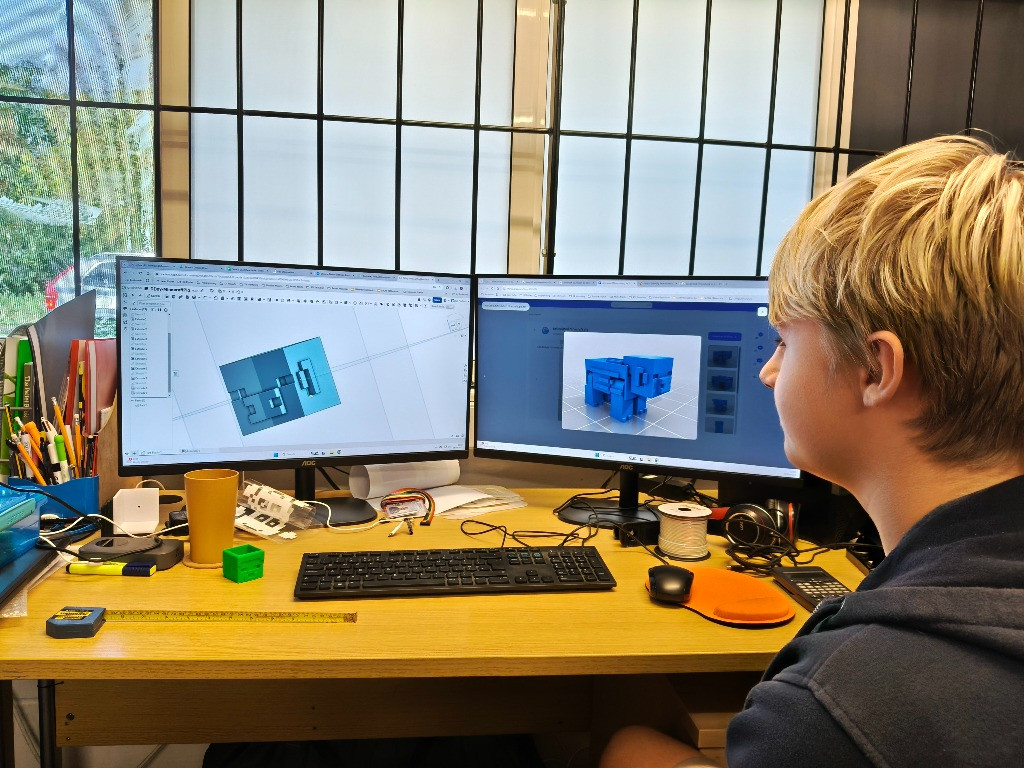 Building Worlds in 3D: Dominic’s Growing Independence in Design